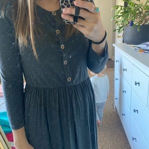 Roolee maxi dress, functional buttons, size small, in great condition.